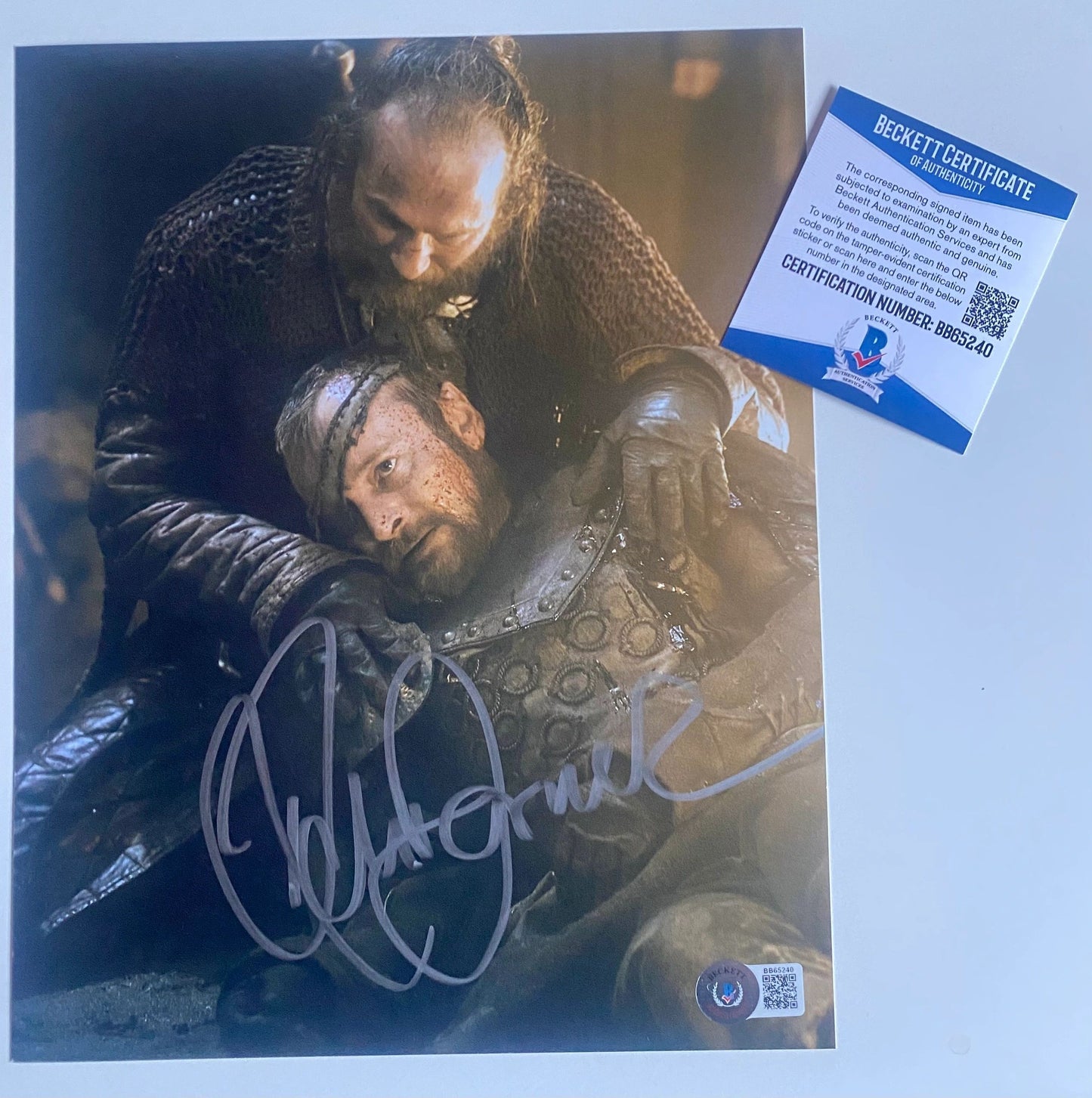 Richard Dormer Game of thrones signed 8x10 with Beckett Authenticated