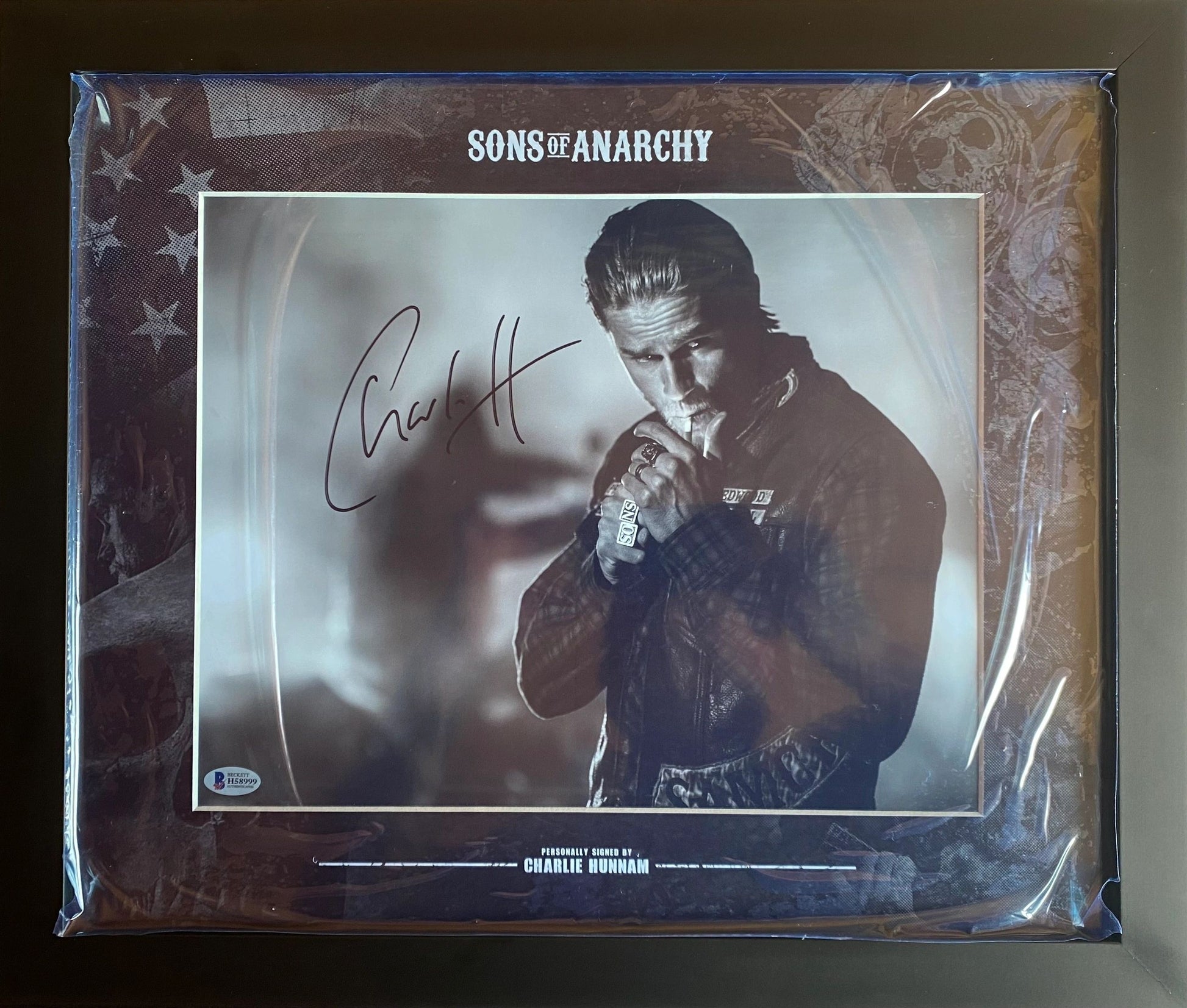 Charlie Hunnam - Sons of Anarchy Signed 11x14 Mounted and Framed Beckett Authentication