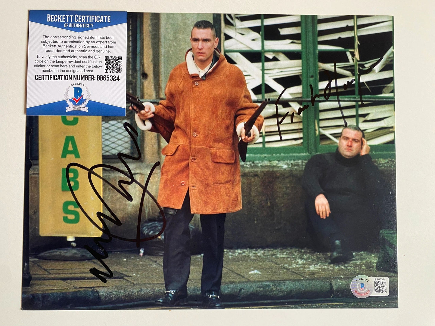 Duel signed Frank Harper & Vinnie Jones - Lock Stock and two smoking Barrels signed 10x8 Beckett Authentication