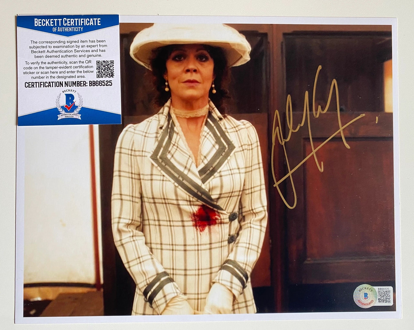 Helen McCrory - Peaky Blinders signed 10x8 Photo Beckett Authenticated