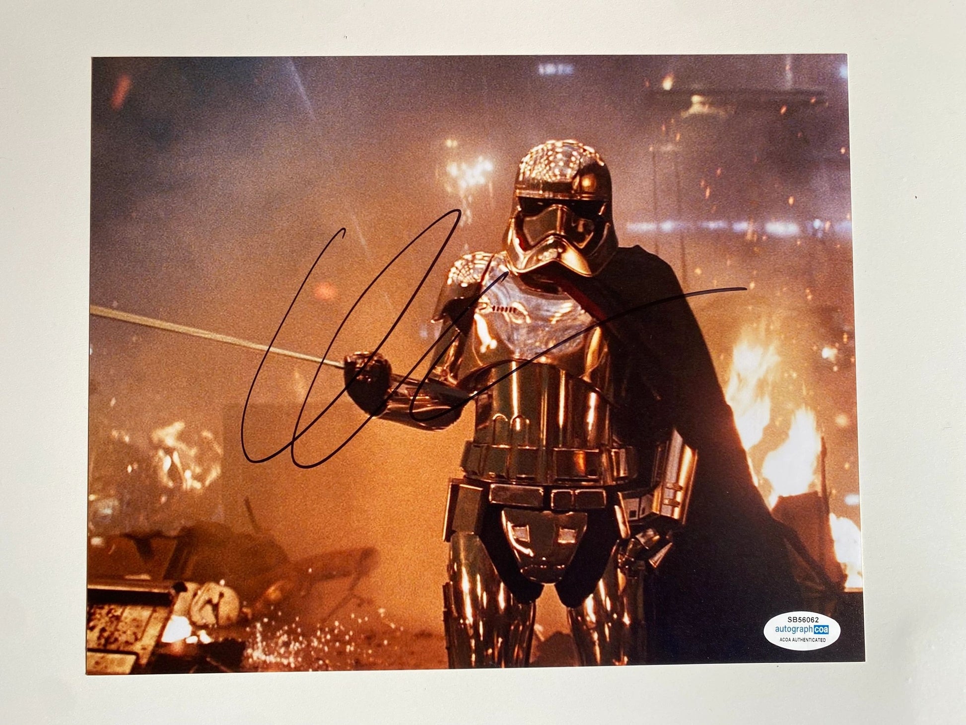 Gwendoline Christie - Star Wars signed 10x8 ACOA Authentication