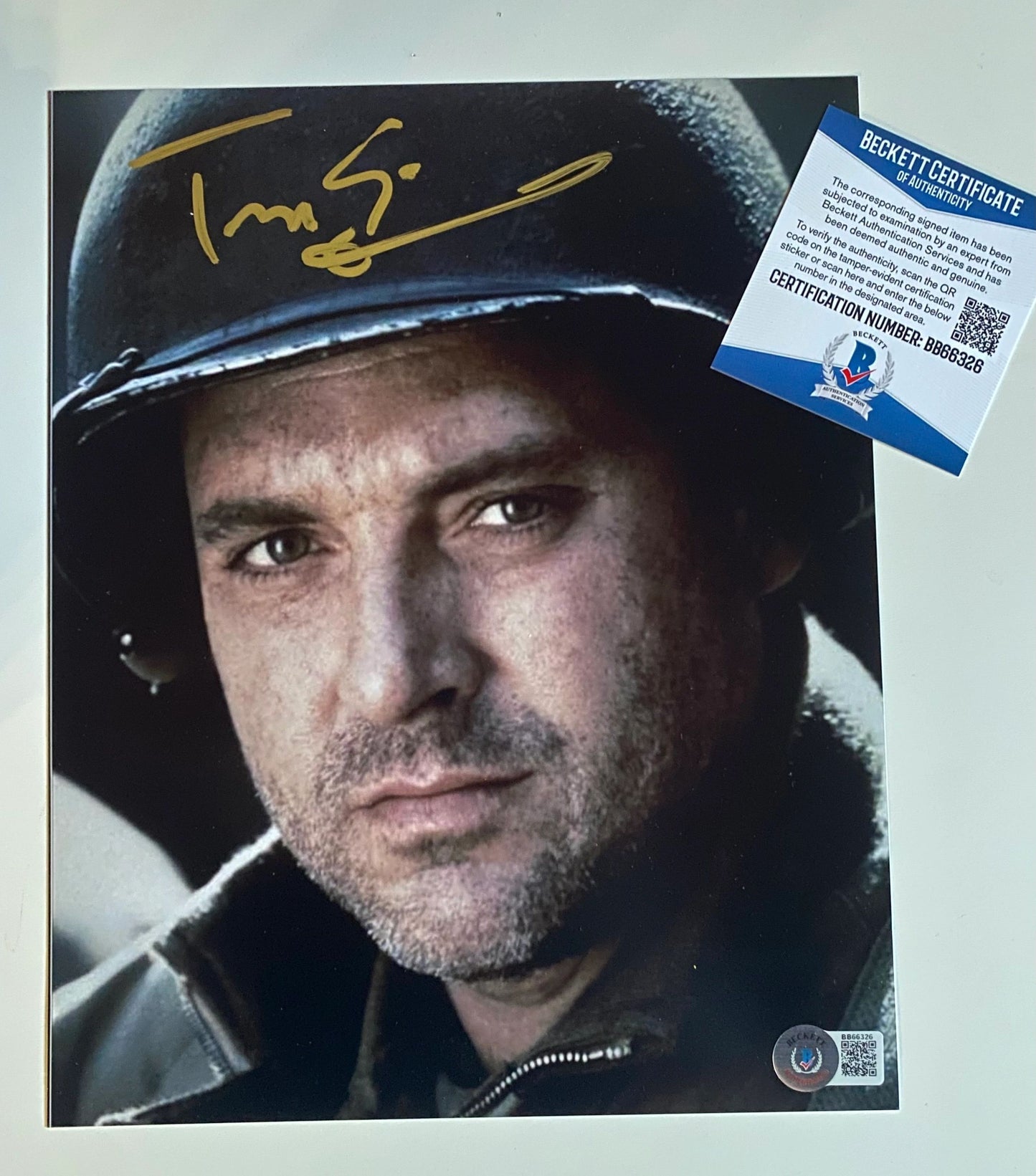 Tom Sizemore Saving Private Ryan - signed 8x10 - Beckett Authenticated