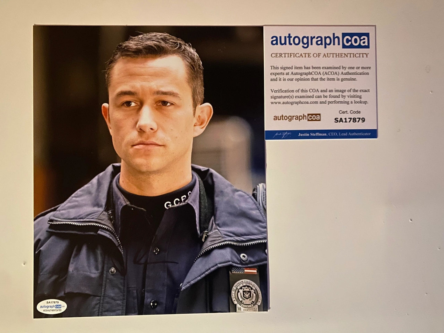 Joseph Gordon-Levitt - The Dark Knight Rises signed 8x10 - ACOA Authenticated